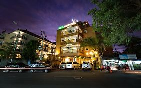 Hadi Poetra Hotel